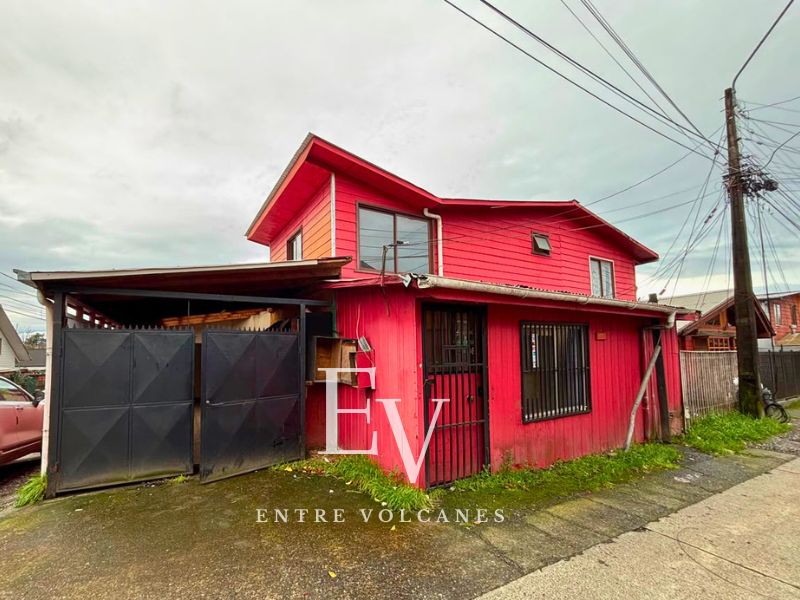 Casa con local comercial en Villarrica